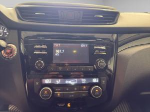 Miniature 12 Nissan Qashqai SV 2018
