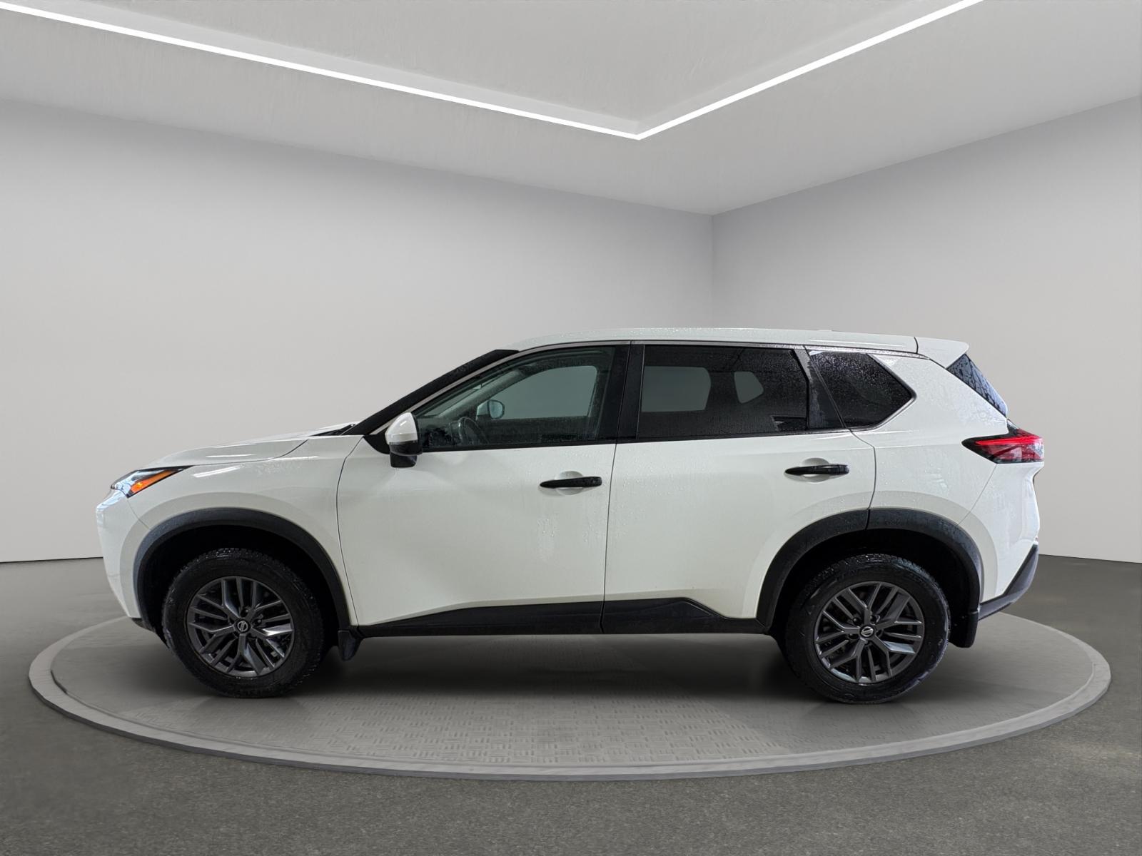 Nissan Rogue S 2021 — photo 3