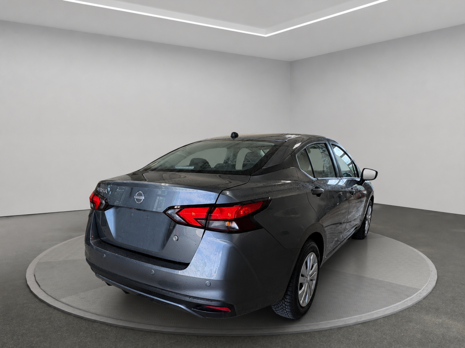 Nissan Versa S 2025 — photo 5