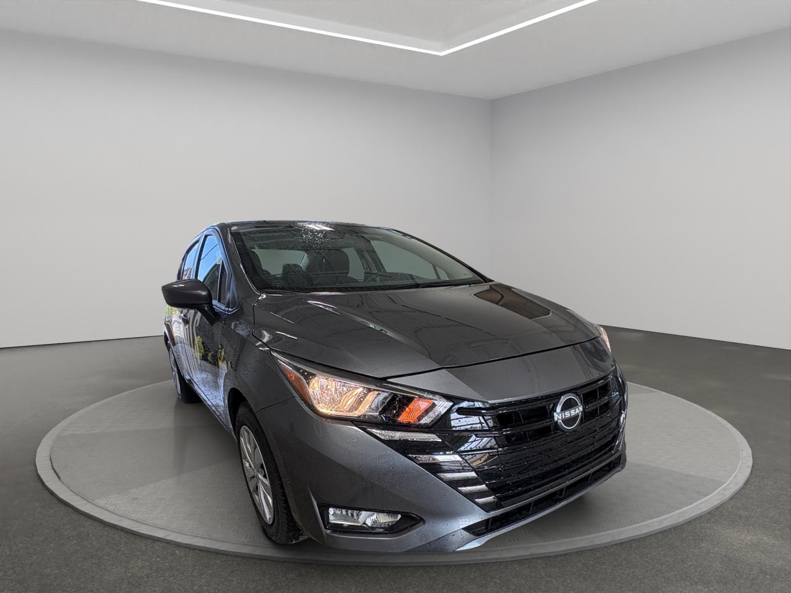 Nissan Versa S 2025 — photo 8