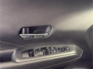 Miniature 15 Nissan Kicks SV Special Edition 2023