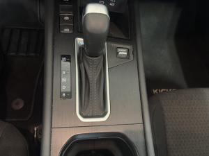 Miniature 13 Nissan Kicks S 2025