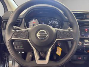 Miniature 10 Nissan Qashqai S 2023