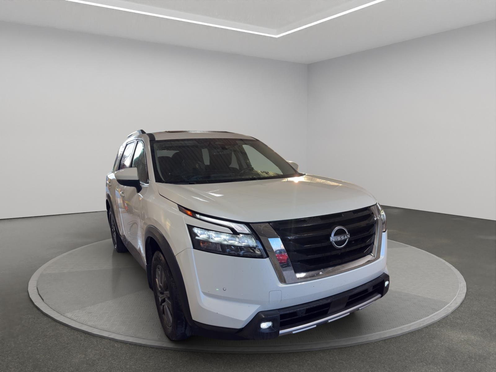Nissan Pathfinder SV 2023 — photo 8