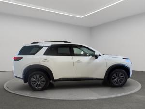 Miniature 7 Nissan Pathfinder SV 2023