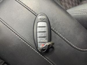 Miniature 17 Nissan Rogue SV 2020