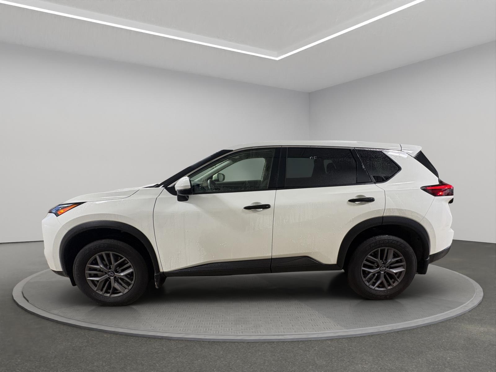 Nissan Rogue S 2024 — photo 3