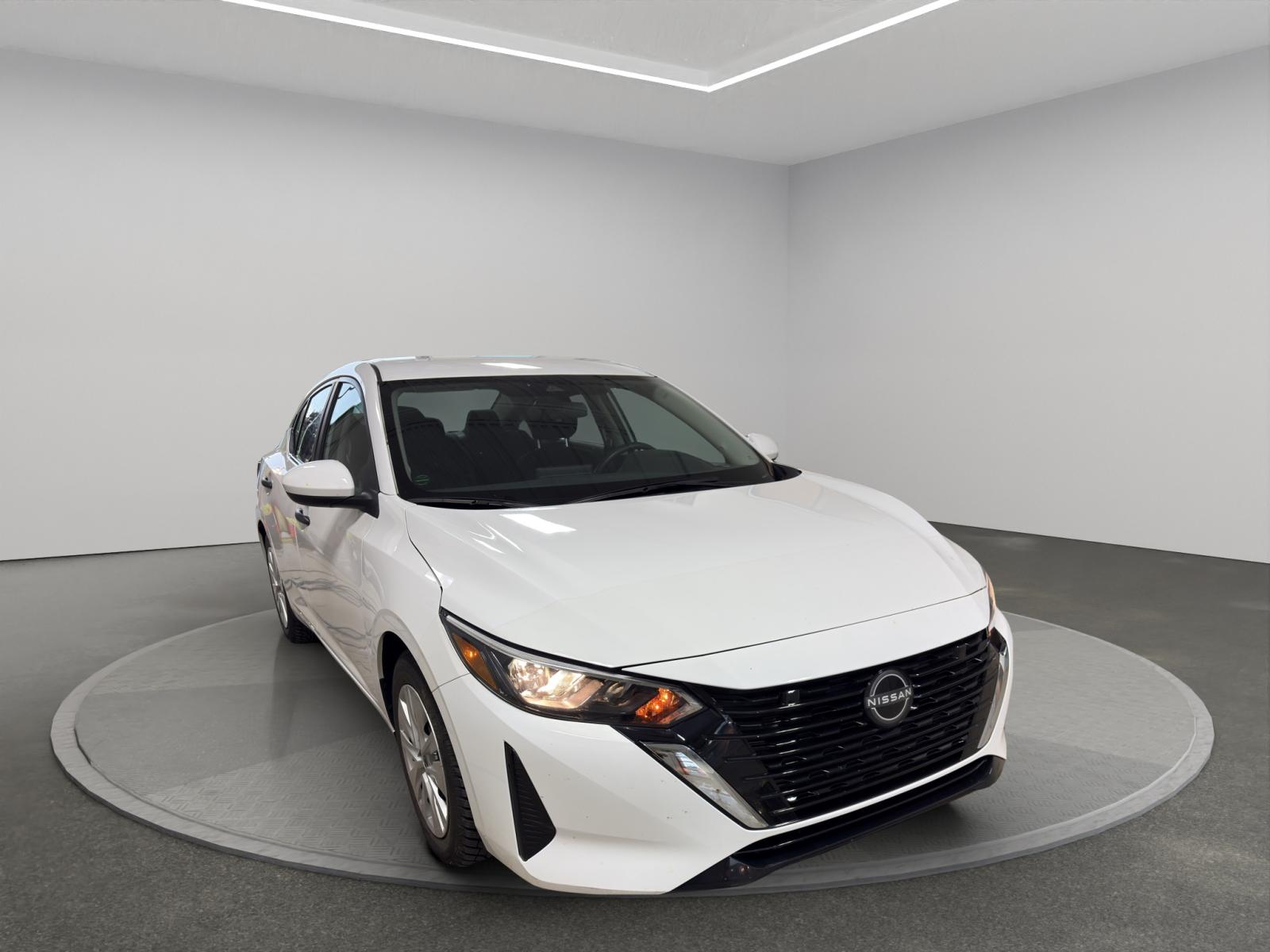 Nissan Sentra S 2024 — photo 8