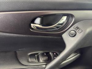 Thumbnail 17 Nissan Rogue S 2016