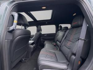 Miniature 10 Nissan Armada PRO-4X 2026