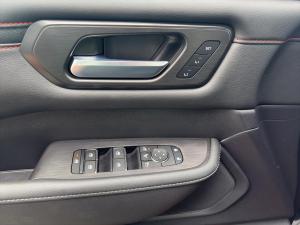 Miniature 17 Nissan Armada PRO-4X 2026