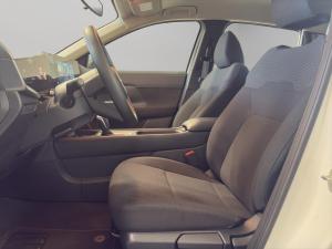 Miniature 9 Nissan Kicks S 2026