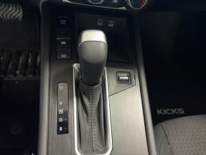Miniature 13 Nissan Kicks S 2026