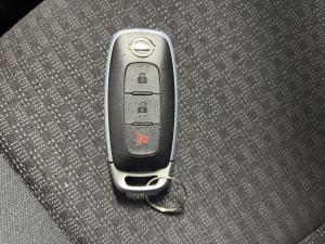 Miniature 16 Nissan Kicks S 2026