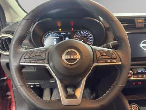 Miniature 9 Nissan Versa SR 2024