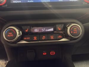 Miniature 11 Nissan Versa SR 2024