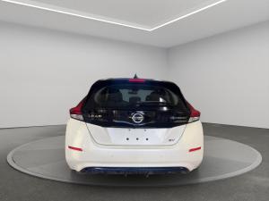 Thumbnail 5 Nissan Leaf SV 2020