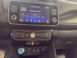 Thumbnail 11 Nissan Leaf SV 2020