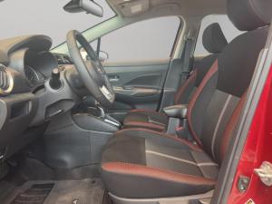 Miniature 7 Nissan Versa SR 2025
