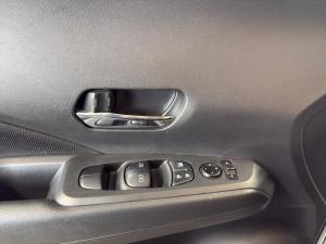 Thumbnail 13 Nissan Kicks SV Special Edition 2023