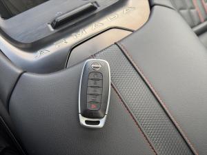 Miniature 17 Nissan Armada PRO-4X 2025