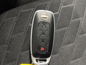 Miniature 15 Nissan Kicks Play SV 2025
