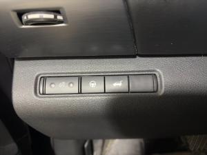 Thumbnail 13 Nissan Pathfinder SV 2023