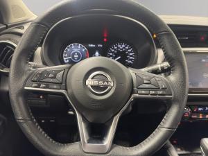 Miniature 9 Nissan Kicks Play SV 2025