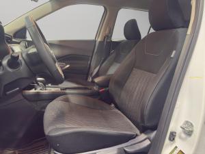 Miniature 8 Nissan Kicks Play SV 2025