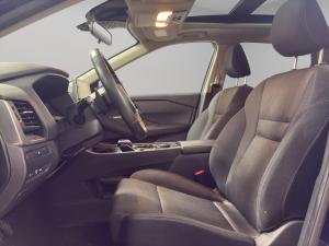 Miniature 8 Nissan Rogue SV 2024