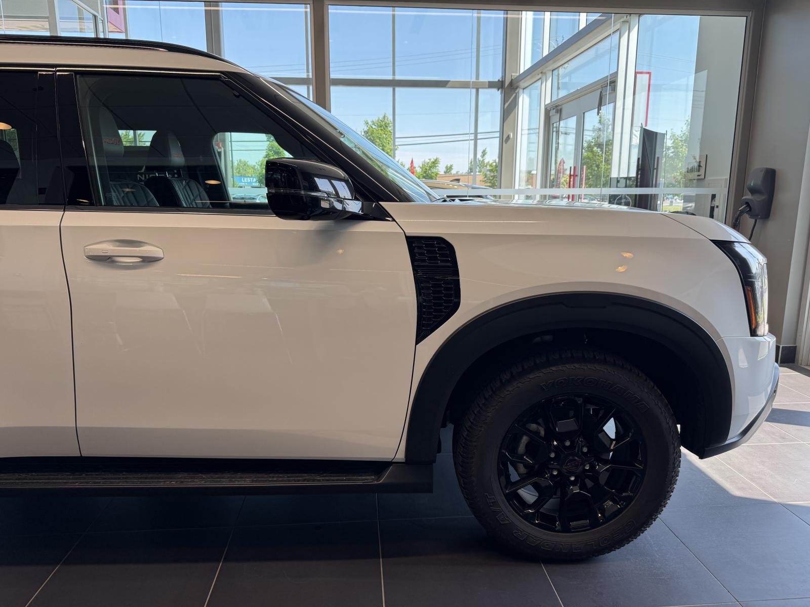 Image 5 Nissan Armada PRO-4X 2025