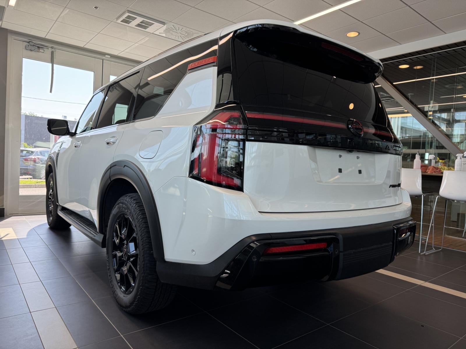 Image 9 Nissan Armada PRO-4X 2025