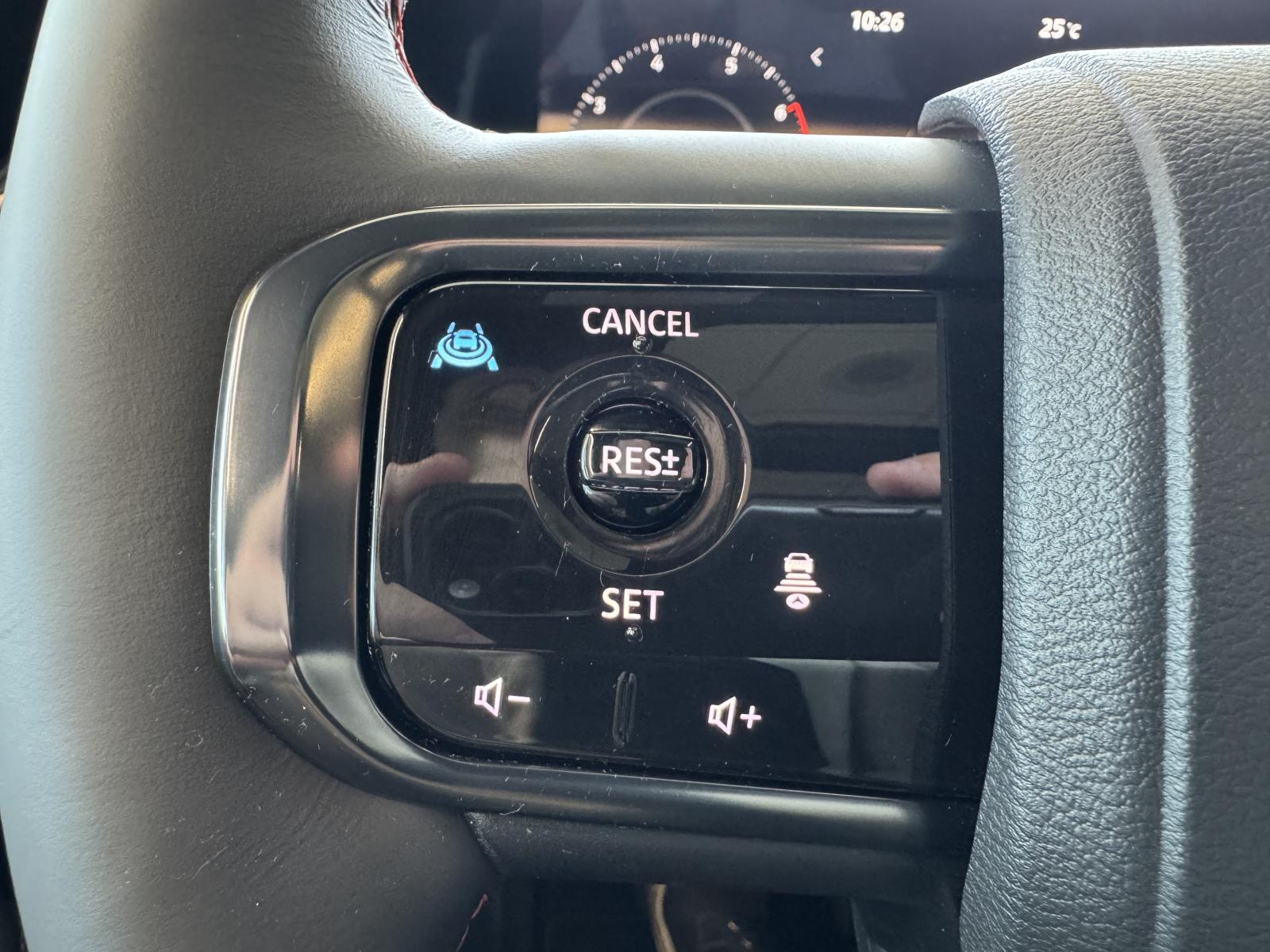 Image 17 Nissan Armada PRO-4X 2025