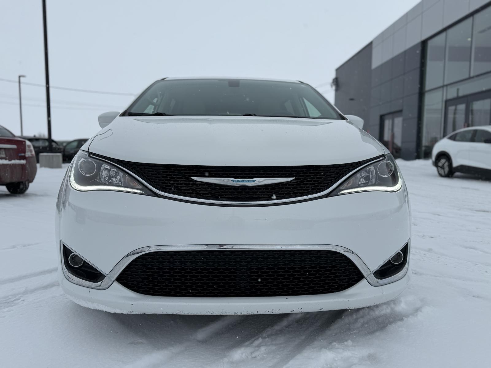 Image 3 Chrysler Pacifica Hybrid Touring 2020