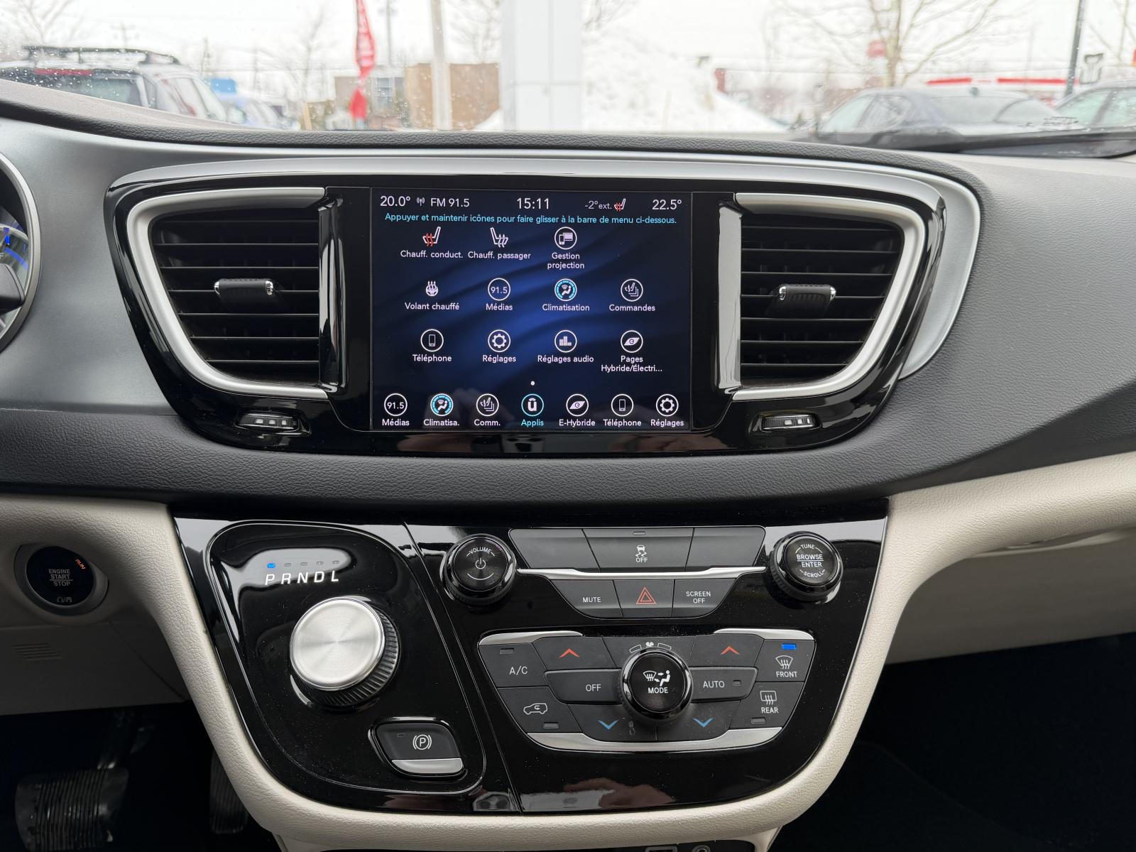 Image 16 Chrysler Pacifica Hybrid Touring 2020