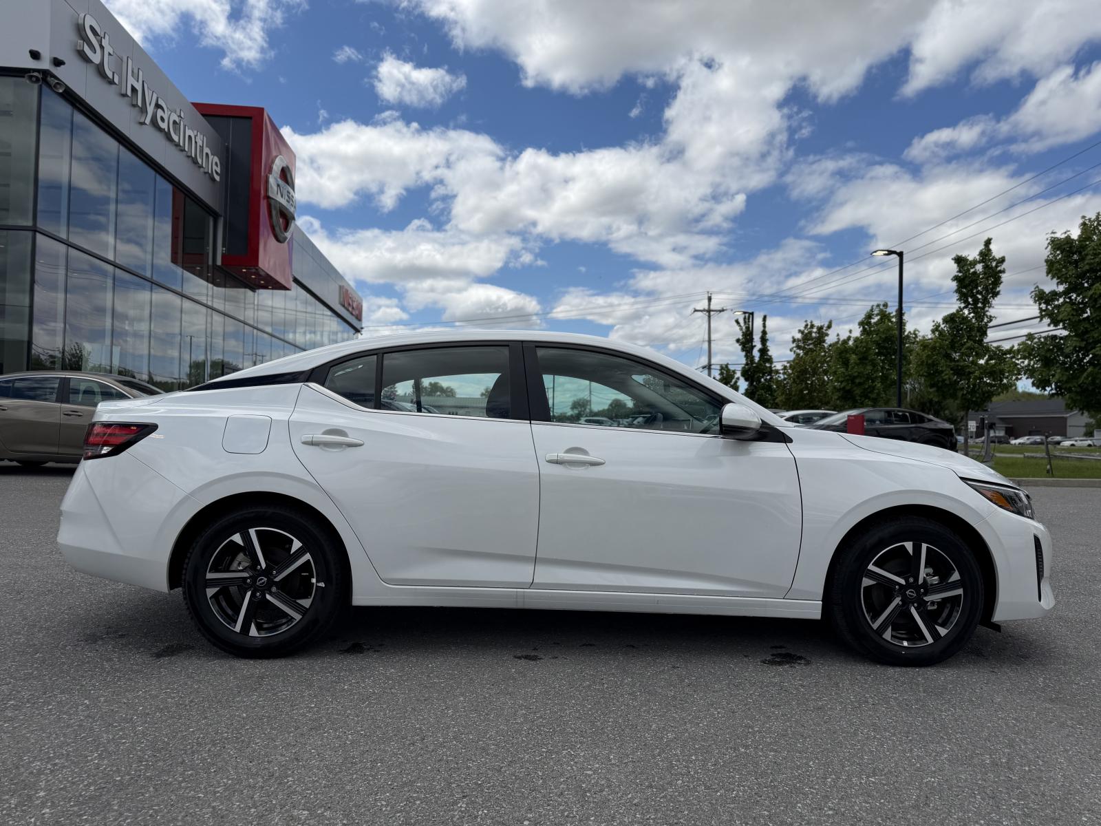 Nissan Sentra SV 2025 — photo 5