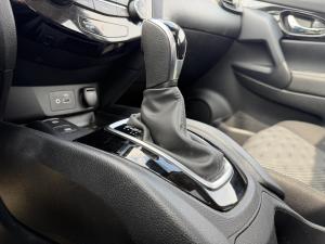Miniature 16 Nissan Qashqai SV 2021