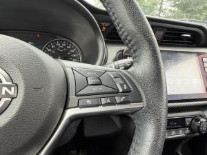 Miniature 12 Nissan Kicks SV Special Edition 2023