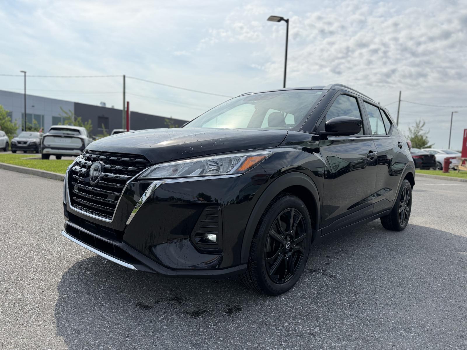 Nissan Kicks SV Special Edition 2023 — photo 2