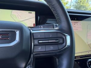 Thumbnail 14 GMC Acadia Elevation 2025