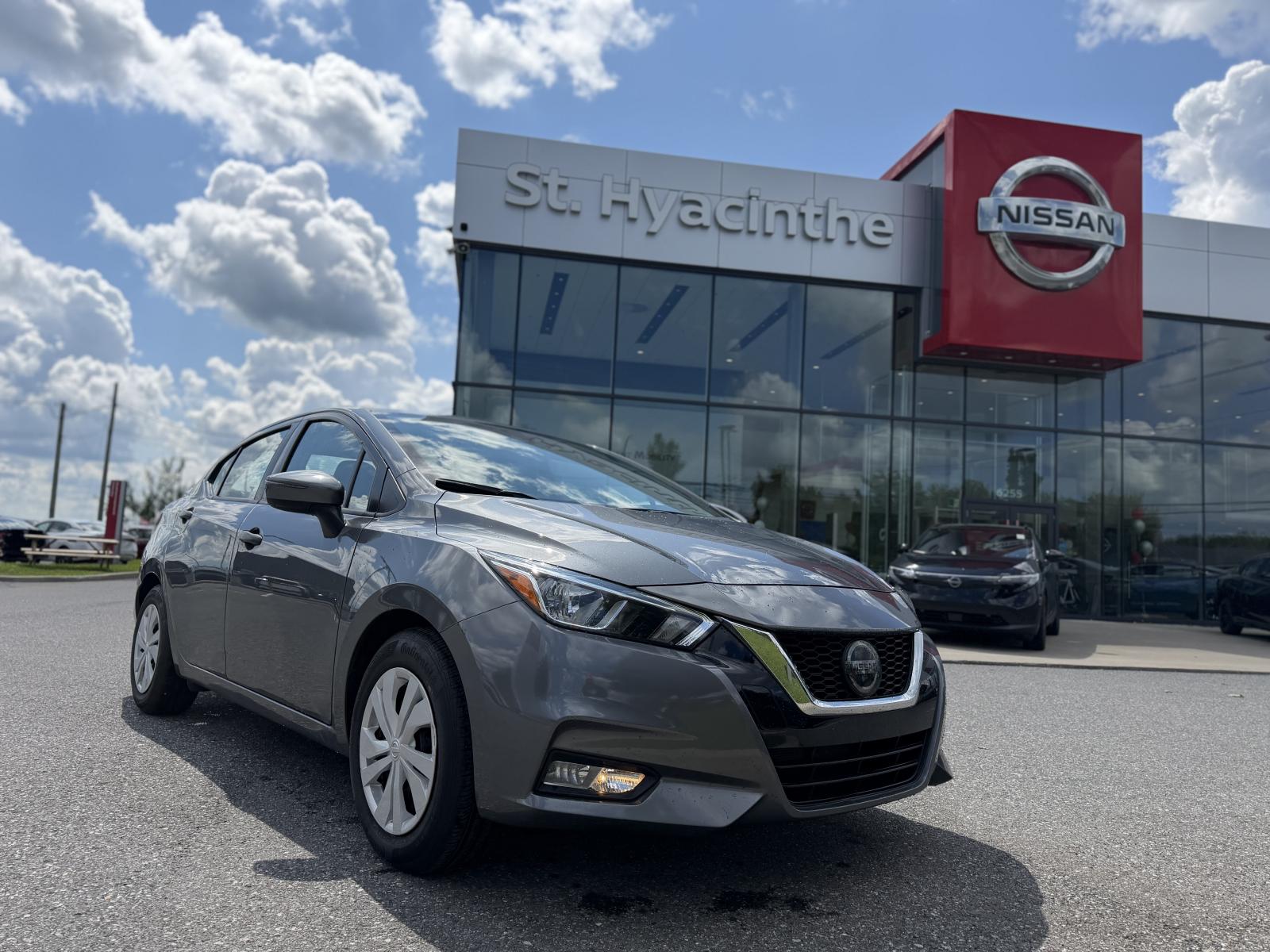 Nissan Versa S 2021