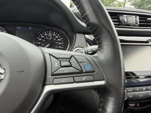 Miniature 14 Nissan Qashqai SV 2021