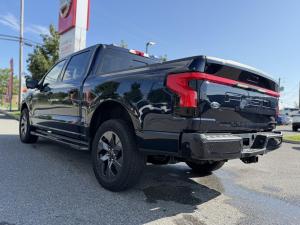 Miniature 8 Ford F150 Lightning Lariat 2023