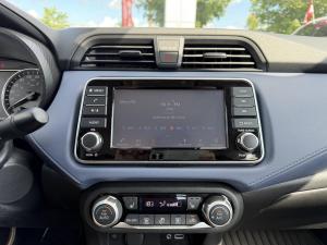 Miniature 16 Nissan Versa SV 2024