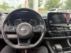 Thumbnail 13 Nissan Pathfinder SV 2023