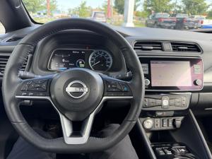 Miniature 13 Nissan Leaf SV Plus 2025