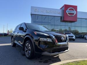 2022 Nissan Rogue SV - Image 1