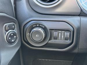 Miniature 16 Jeep Wrangler Willy&amp;apos;s Edition 2021