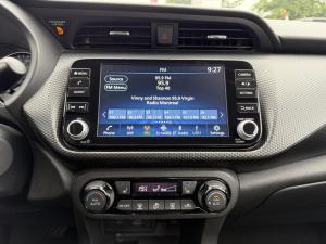 Miniature 17 Nissan Kicks SV Special Edition 2023