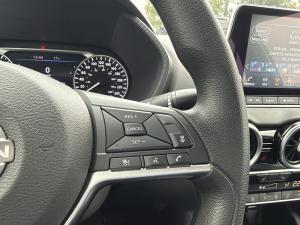 Miniature 14 Nissan Sentra SV 2024